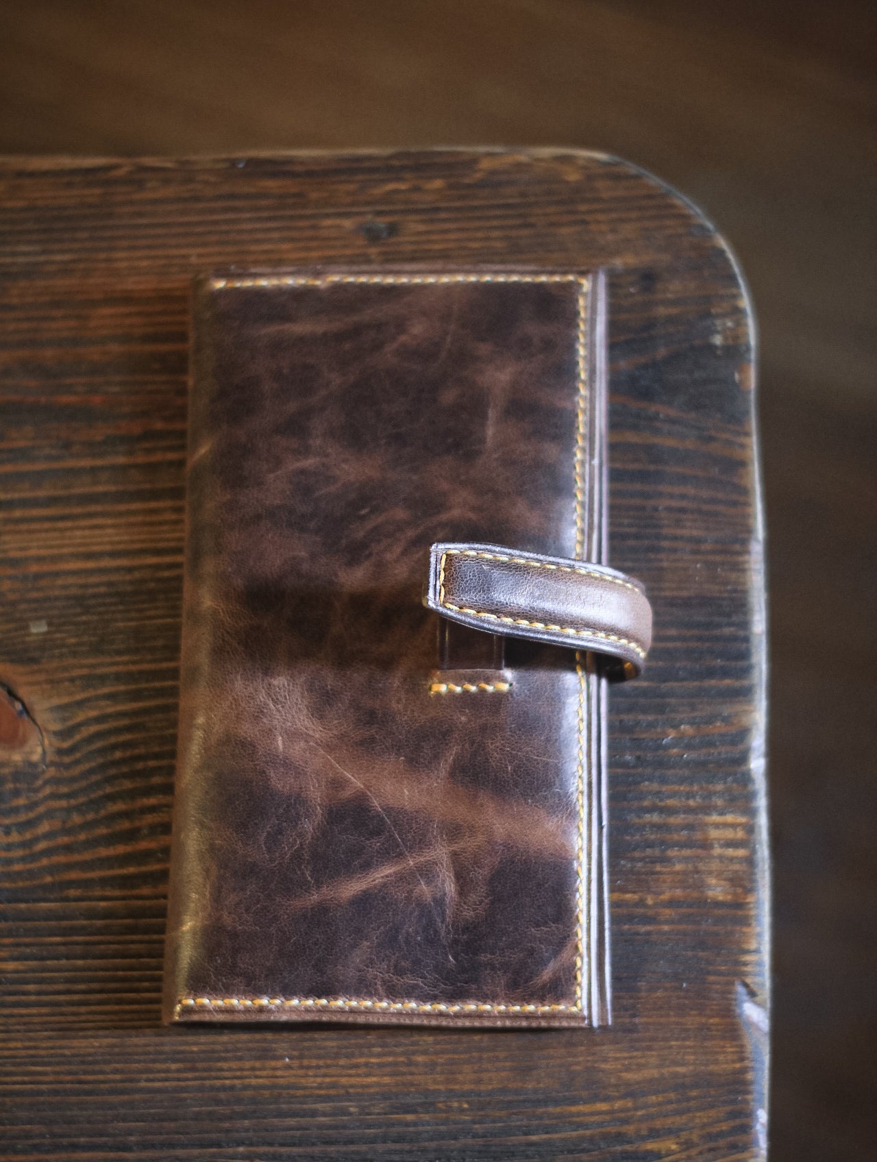 Vinyl Leather Travel long wallet.